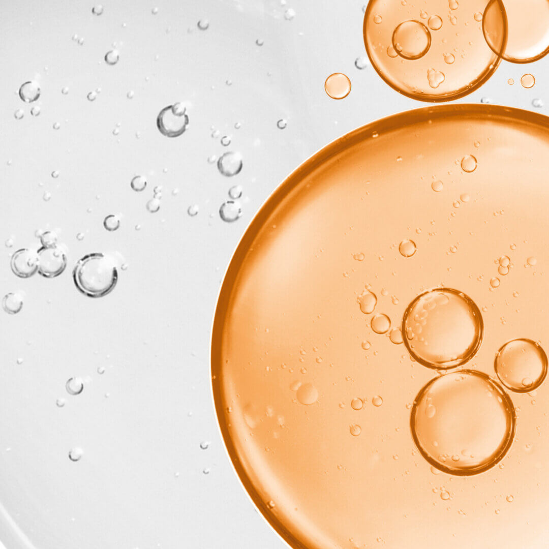 El ácido hialurónico y la vitamina C son dos ingredientes activos clave en la lucha contra el envejecimiento.